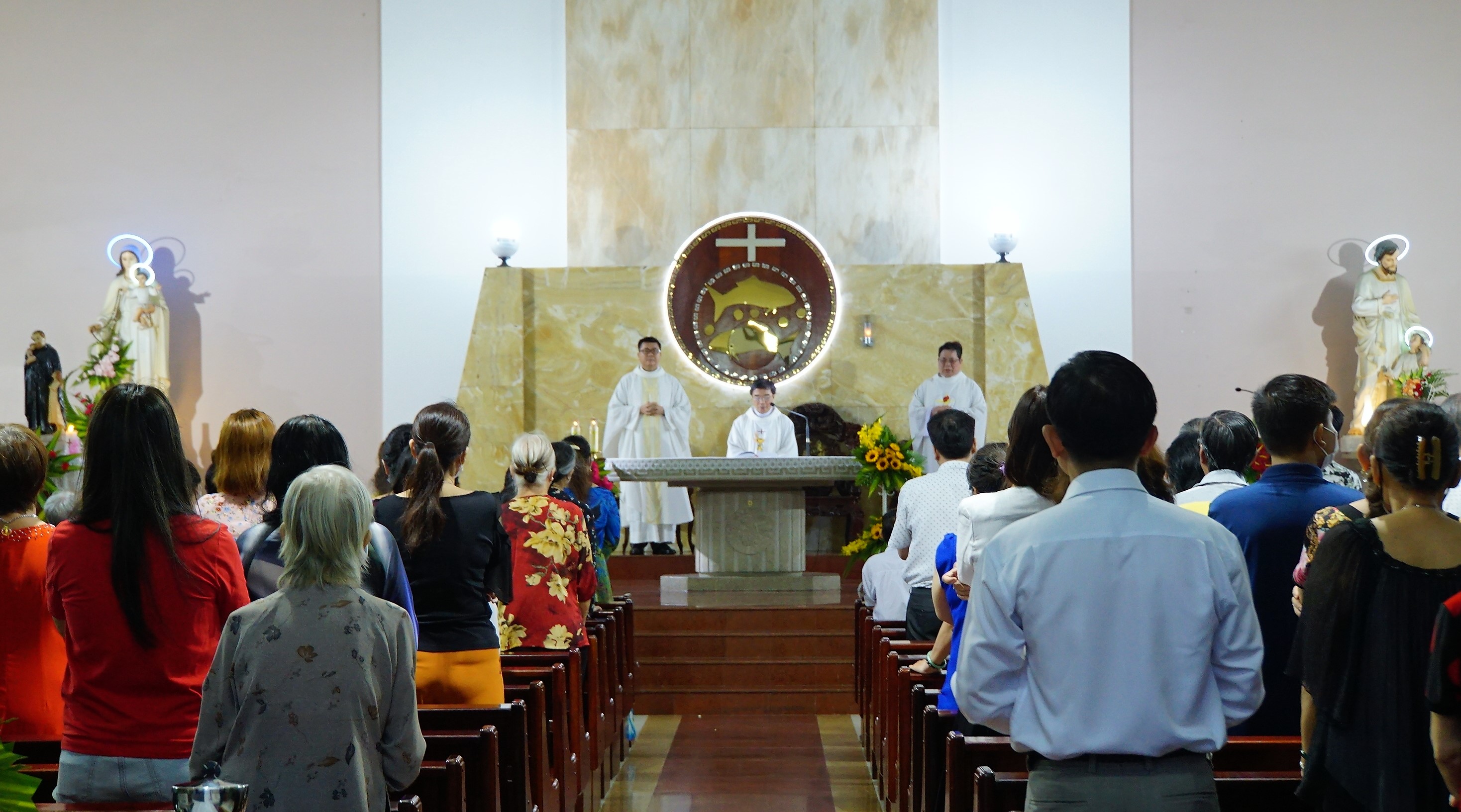 Lễ kính thánh Vinh Sơn Phaolô: Bổn mạng Caritas Phú Hòa