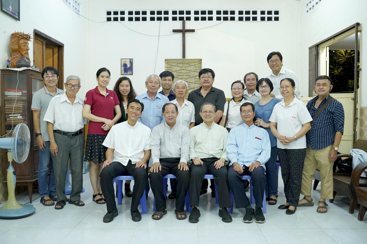 Mừng cha đồng hành mới của Mục vụ Truyền thông hạt Sài Gòn-Chợ Quán