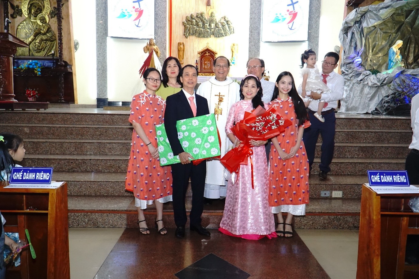 Giáo xứ Thạch Đà mừng lễ Thánh Gia Thất 28.12.2025