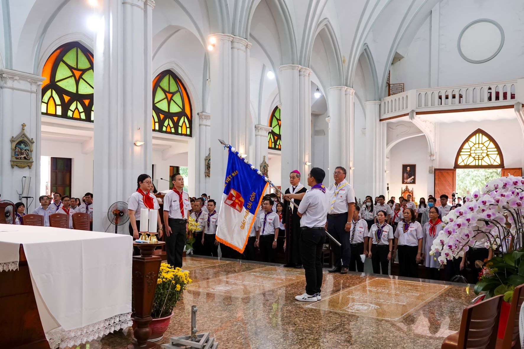 Thánh lễ Khai giảng Khóa Huấn Luyện Huynh Trưởng 2023 và Khai mở Năm kỷ niệm 20 năm tái lập PT/TNTT tại Giáo phận Sài Gòn