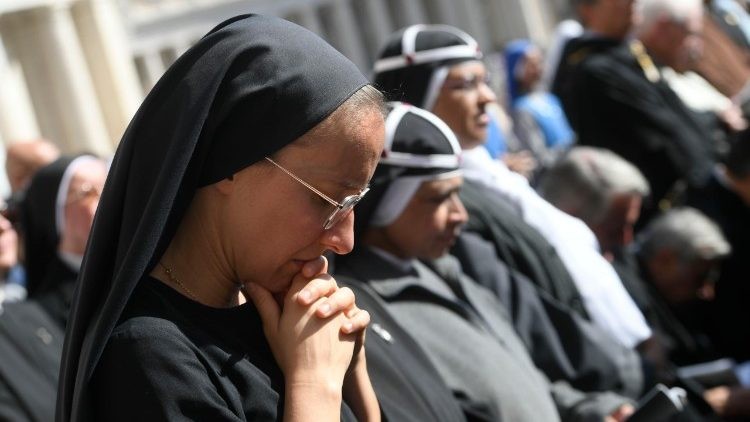 Đời sống thánh hiến: Một sự hiện diện bền bỉ trong những thời khắc “mong manh và thử thách”