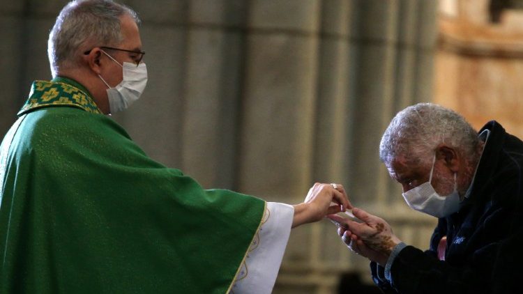 Số linh mục Brazil bị nhiễm và qua đời vì Covid-19 gia tăng