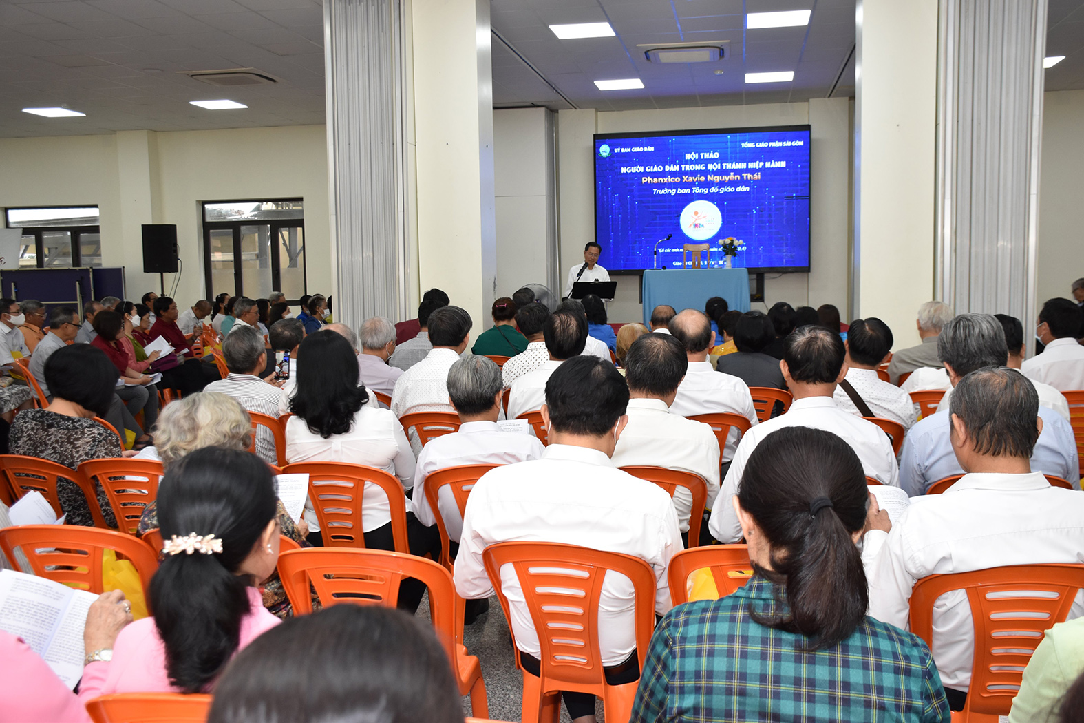 Uỷ ban Giáo dân TGP Sài Gòn hội thảo: Người Giáo dân trong Hội Thánh Hiệp Hành