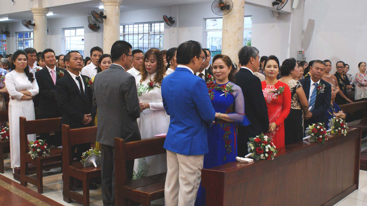 Giáo xứ Tân Việt: Thánh lễ kỷ niệm Hôn phối