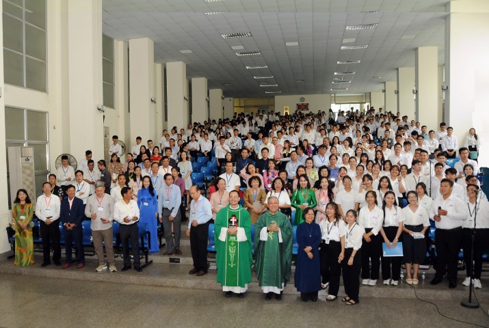 Doanh nhân Công giáo: Lễ trao Học bổng Tôma Thiện, Học kỳ I năm 2023-2024