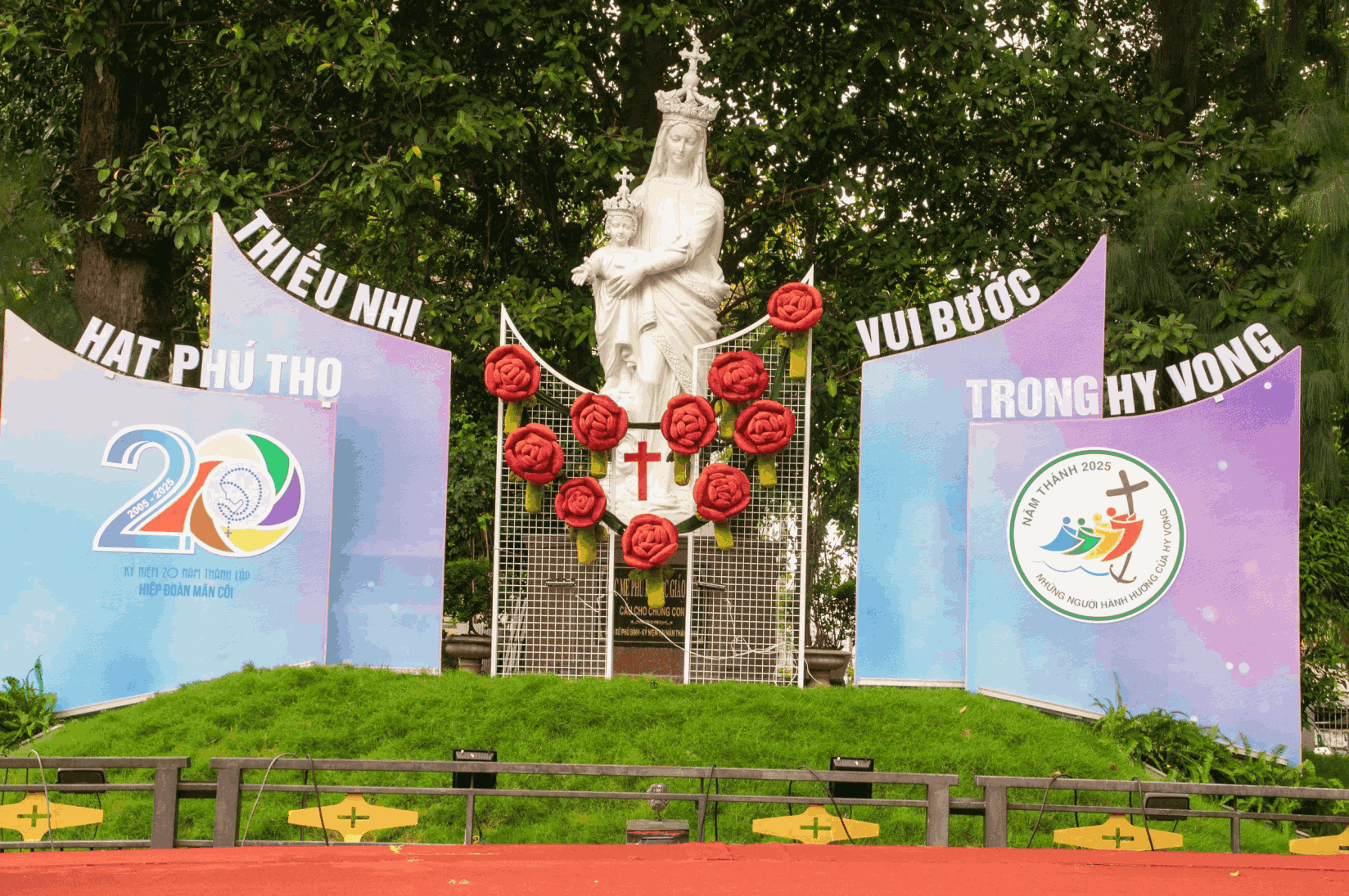 Giáo hạt Phú Thọ: Đại hội Thiếu nhi Thánh Thể Hiệp đoàn Mân Côi  2025