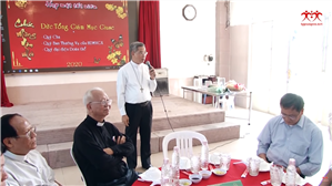 ĐTGM Giuse Nguyễn Năng đến Hạt Phú Thọ nhân dịp Tất Niên (năm Kỷ Hợi)